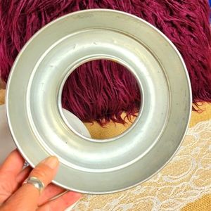 Vintage aluminum jello or cake mold / savarin mold